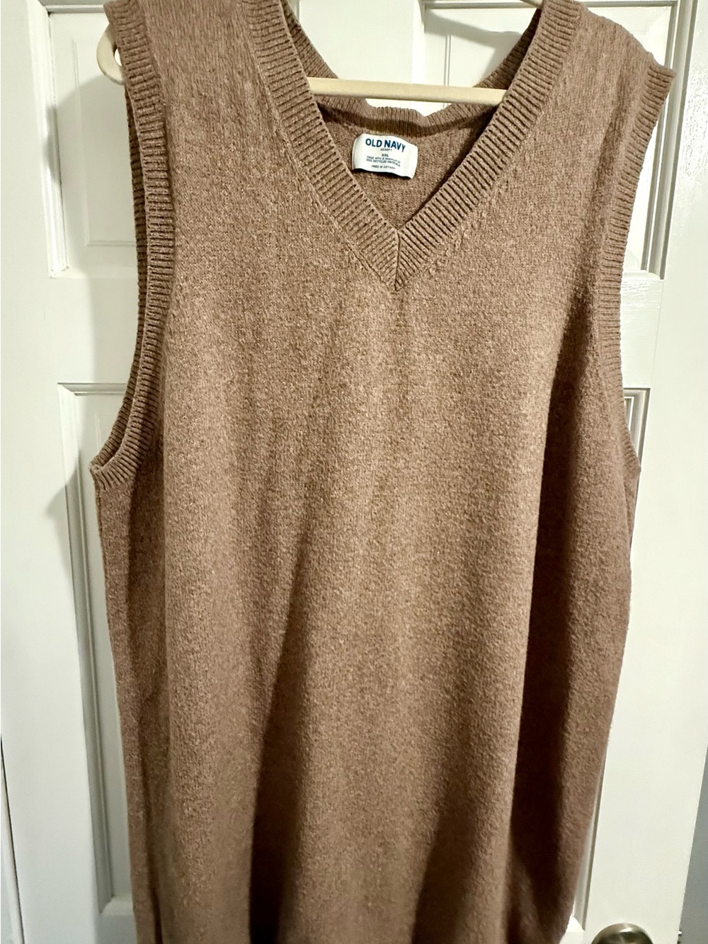 Old Navy Men's Brown V-Neck Sweater Vest